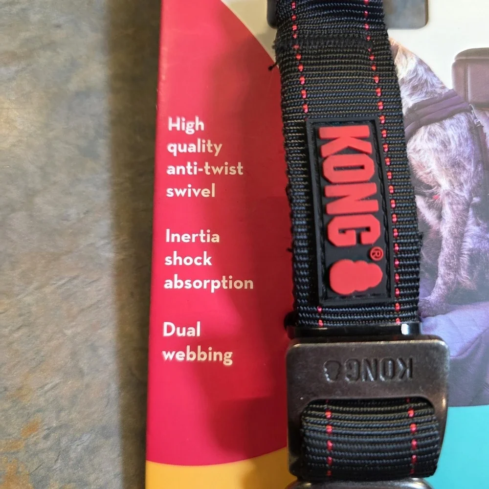 KONG Travel Deluxe Swivel Tether Seatbelts for Dogs NEW